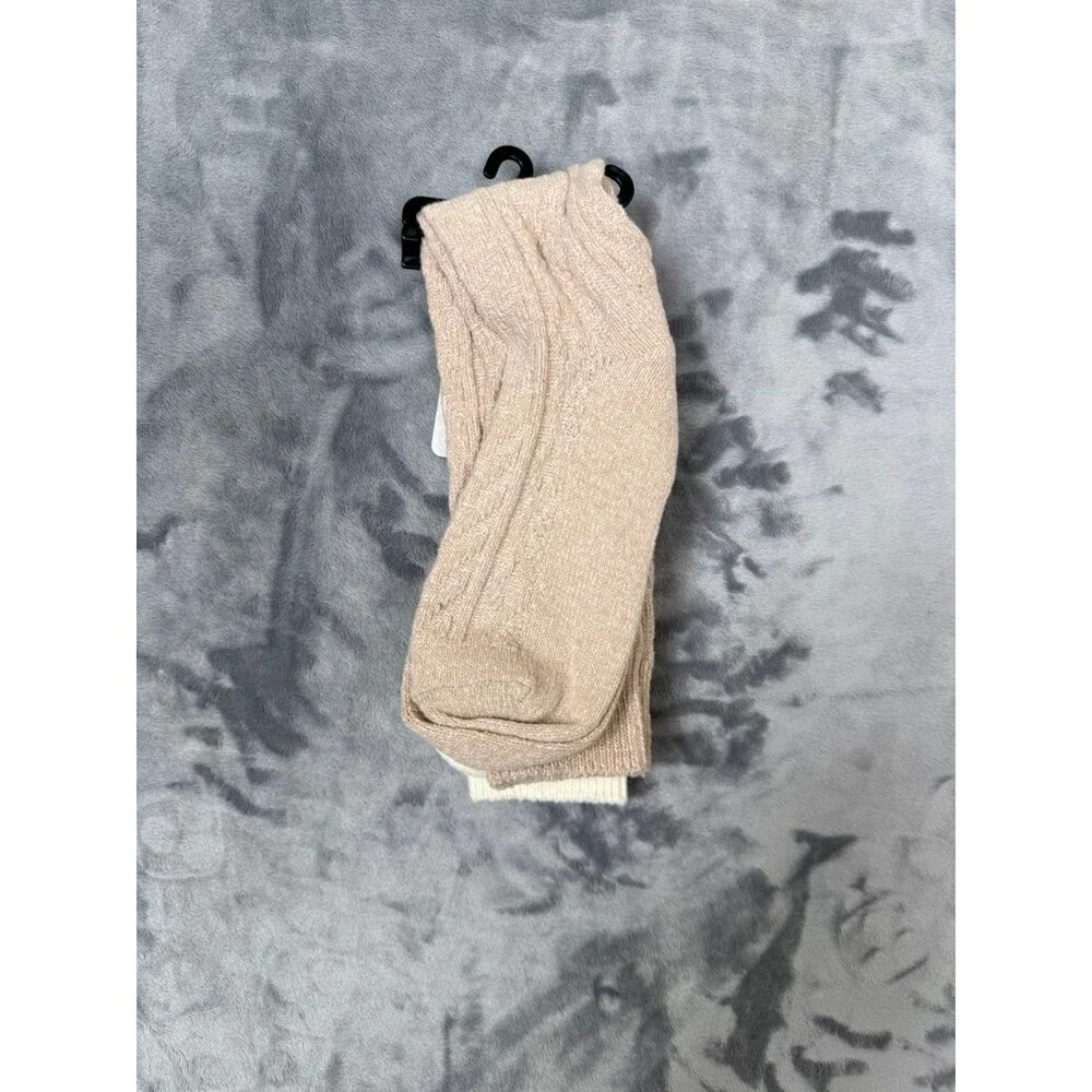 Muk Luks Women’s 2 Pair Pack Knee High Socks Size 6-11 Ivory